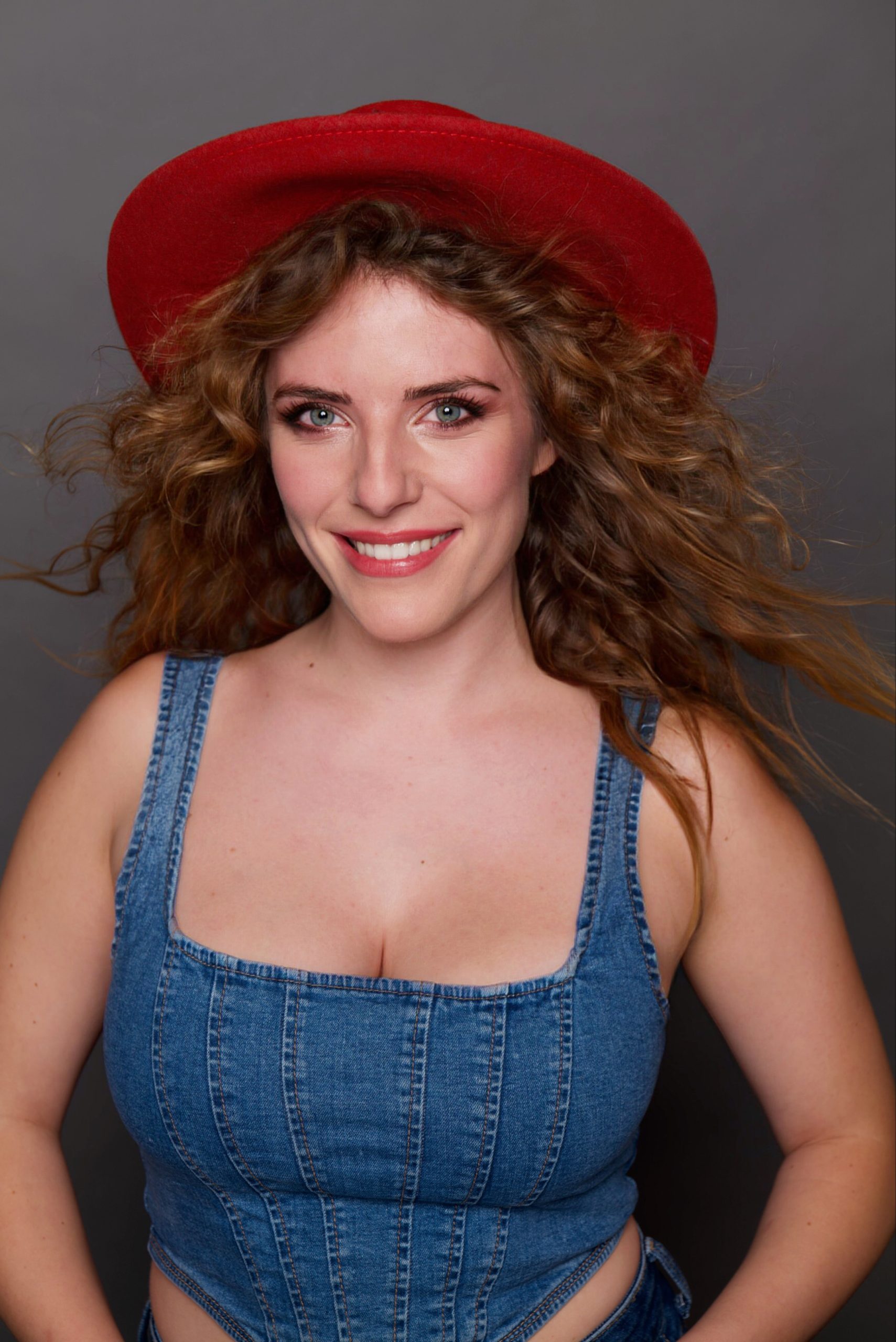 Johanna Mross – Redaktion und Moderation bei ROCK THIS COUNTRY